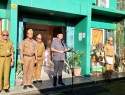 Kemas Faried Pimpin Apel di Kantor Camat Danau Sipin, Tekankan Disiplin dan Optimalkan Pelayanan Publik