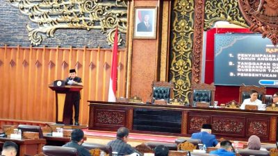 Gubernur Tanggapi Kritik Fraksi PKB, Minta Jajaran Direksi Bank Jambi Dievaluasi
