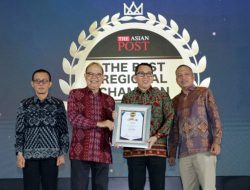 Laba Melesat !!               Bank Jambi Terima Penghargaan BUMD Berkinerja Terbaik dari The Asian Post