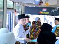 Wawako Diza Lepas 288 Jamaah Haji Kloter 20, Suasana Haru Warnai Keberangkatan