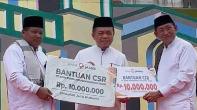 Gubernur Jambi Serahkan CSR Bank Jambi, Dukung Pendidikan Berbasis Agama