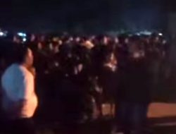 Jalan Tanjung Pauh Lumpuh Total, Ribuan Warga Turun ke Jalan
