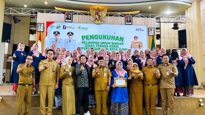 Dorong Pertumbuhan Ekonomi Kerakyatan, Walikota Jambi Kukuhkan 35 Kelompok UMKM Binaan