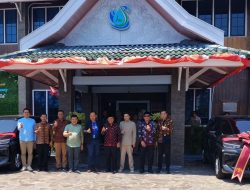 Perumdam Tirta Mayang Terima Dua Mobil Operasional dari BTN