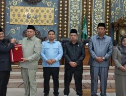 Ketua DPRD Kota Jambi Pimpin Paripurna, Seluruh Fraksi Setujui Perubahan APBD Kota Jambi 2026