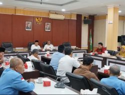 Ketua DPRD Kota Jambi Terima Audiensi LPM Se-Kota Jambi, Tegaskan DPRD Terbuka Kawal Aspirasi Masyarakat