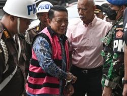 Kejagung Kantongi Bukti Diduga Uang Pemerasan Eks Jampidsus Febrie