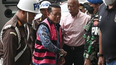 Kejagung Kantongi Bukti Diduga Uang Pemerasan Eks Jampidsus Febrie