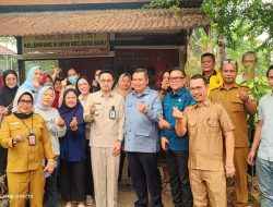 Ketua DPRD Kota Jambi Dampingi Wawako Diza, Distribusikan Bantuan Air Bersih dan Dengarkan Keluhan Warga Terdampak Kekeringan
